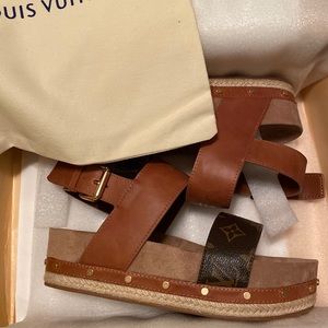 Louis Vuitton Sandals brown, size 38
